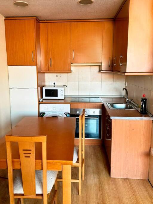 Appartement Cerca Del Aeropuerto -7 Min En Coche- Con Parking